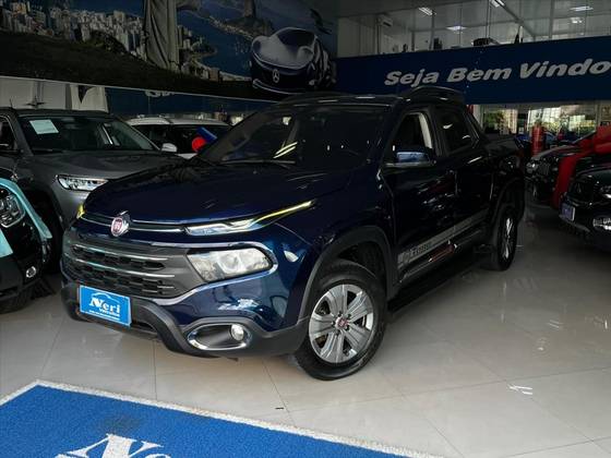 FIAT TORO 1.8 16V EVO FLEX FREEDOM AT6 FIAT TORO 1.8 16V EVO FLEX FREEDOM AT6